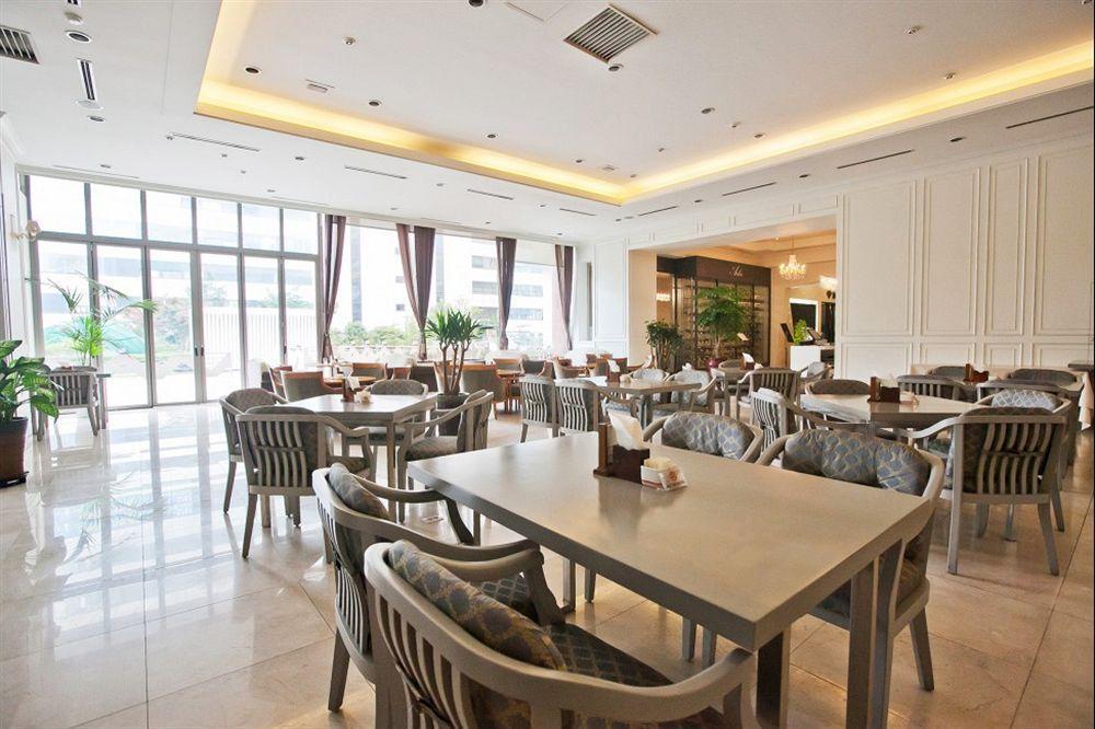 Hotel International Changwon Exterior photo