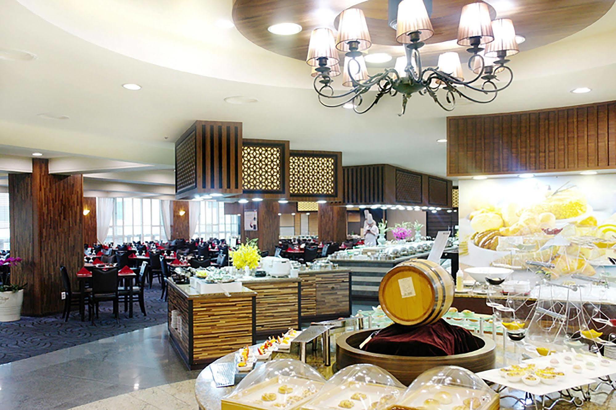Hotel International Changwon Exterior photo